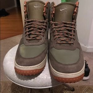 Nike Air boot/shoe